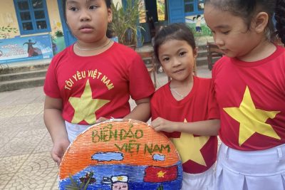 Liên đội tổ chức ngày hội sắc màu – trải nghiệm, sáng tạo với chủ đề: “ biển đảo quê hương em” năm học 2023 2024